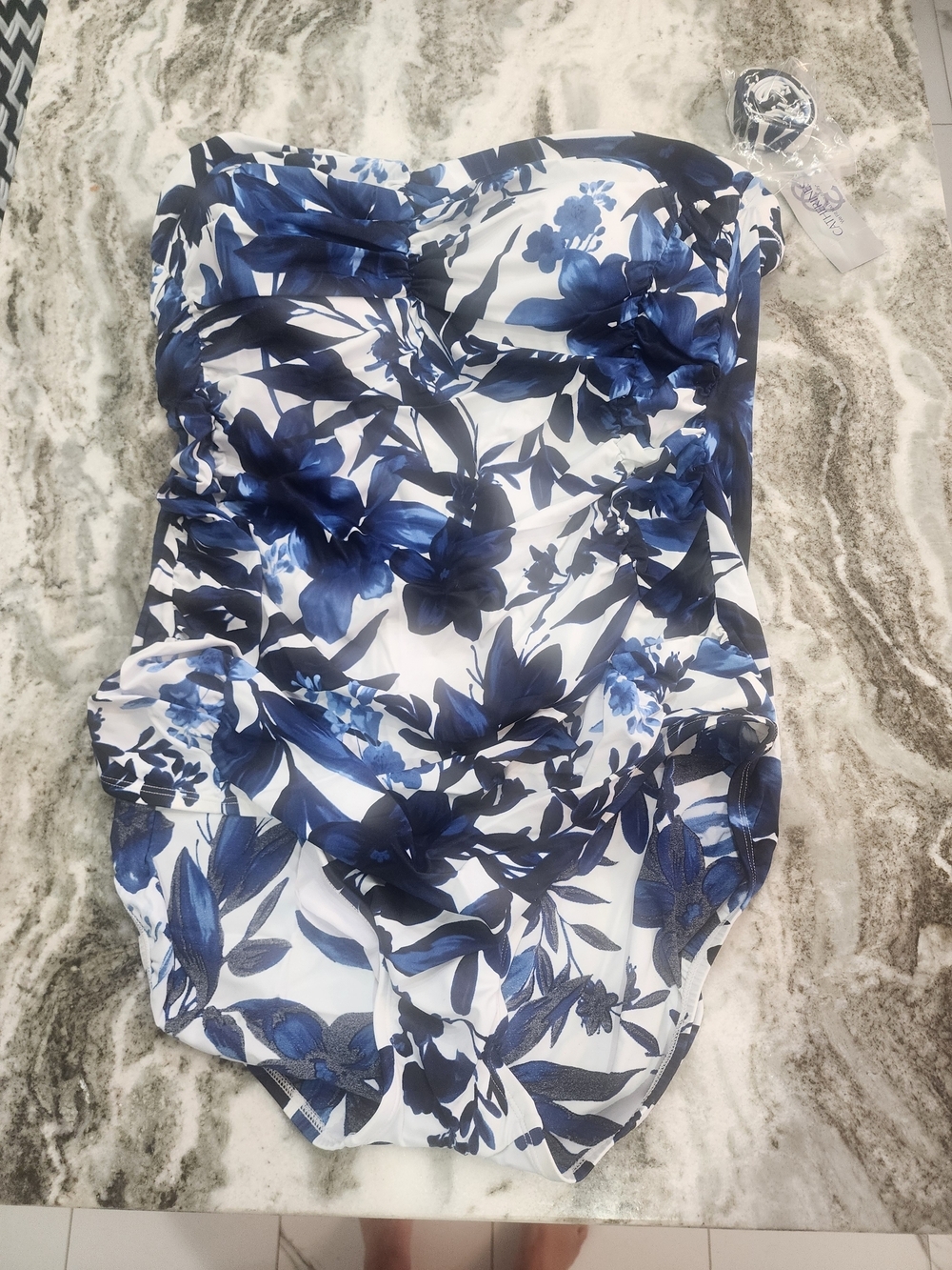 Catherines Navy and White Floral Swim Top 28W NEW WITH TAG